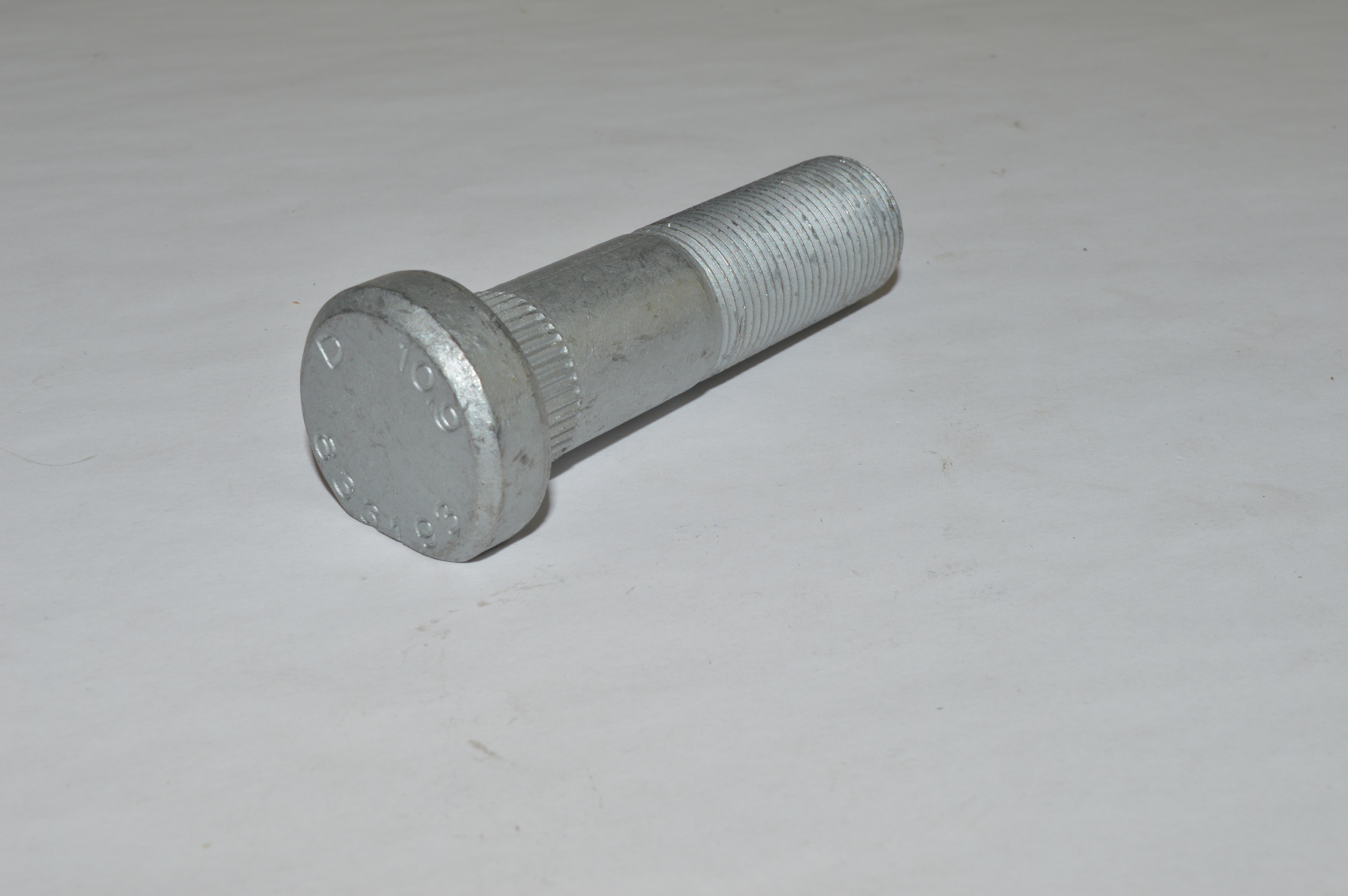 WHEEL BOLT